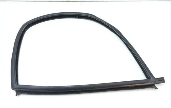 Fiat Ducato Rubber seal front coupe door window 