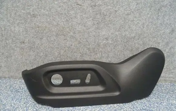Audi Q3 8U Seat trim 8U0881313B