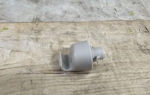 Nissan Altima Sun visor clip/hook/bracket 