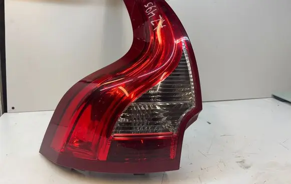 Volvo XC60 Rear/tail lights L90007892 E11022014 31323034
