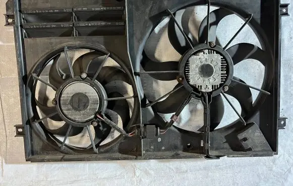 Volkswagen Touran I Fan set 1K0121205G 1K0121209AA