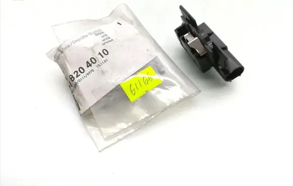Mercedes-Benz A W168 Bonnet alarm switch sensor A1688204010 31050401