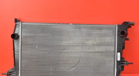 Renault Megane III Coolant radiator 214105378R