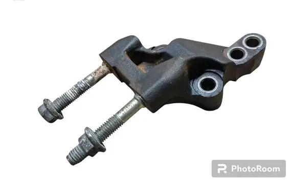 Mazda 6 Gearbox mounting bracket 