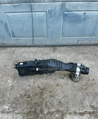 BMW X1 F48 F49 Intake manifold 7617500
