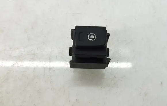 Opel Combo E Other switches/knobs/shifts 98326849ZD MP6661