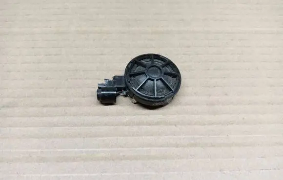 Audi A3 S3 8P Front door high frequency speaker 8H0035399D 7606500482