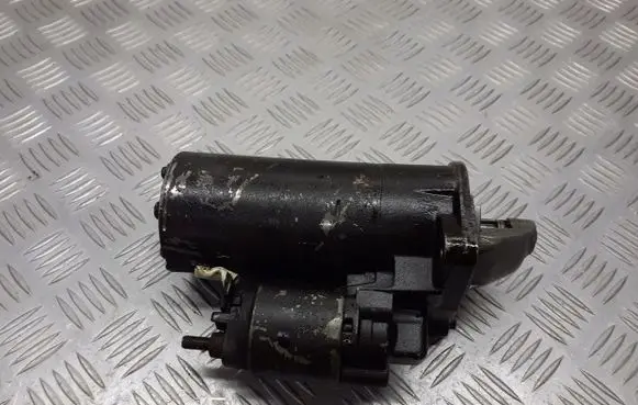 Opel Zafira B Starter motor