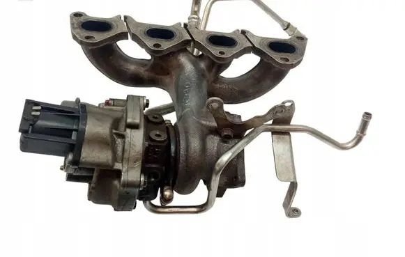 Volkswagen PASSAT B7 Turbo 03C145702P