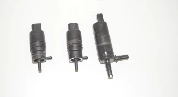 BMW X3 F25 Windscreen/windshield washer pump 7217792 6934160 67637217792
