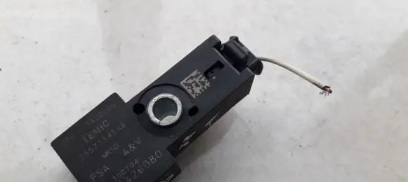 Citroen C3 Airbag deployment crash/impact sensor 25571345A3 1490426080