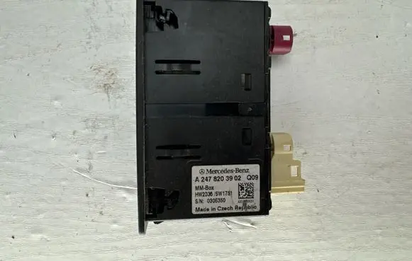 Mercedes-Benz CLA C118 X118 USB socket connector A2478203902 HW2036SW1751 0305350