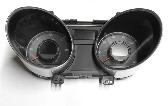 Hyundai ix35 Speedometer (instrument cluster) 94003-2Y330 94003-2Y350 M333