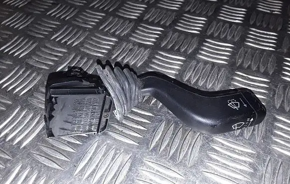 Opel Vectra B Wiper switch 090243395501392