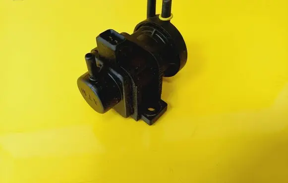 Opel Zafira A Turbo solenoid valve 09158200