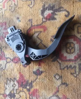 Porsche Macan (95B) Accelerator throttle pedal 8K1723523A 09122019 6PV00950521