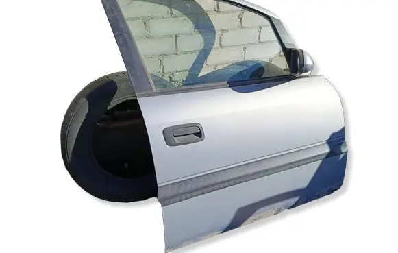 Opel Zafira A Front door 
