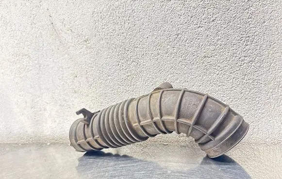 BMW 5 E34 Air intake hose/pipe 1734599 602064