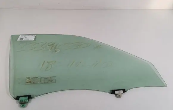 Lexus IS 200-300 Front door window/glass (coupe) 68101-53020