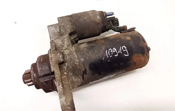 Skoda Octavia Mk2 (1Z) Starter motor 1005831311