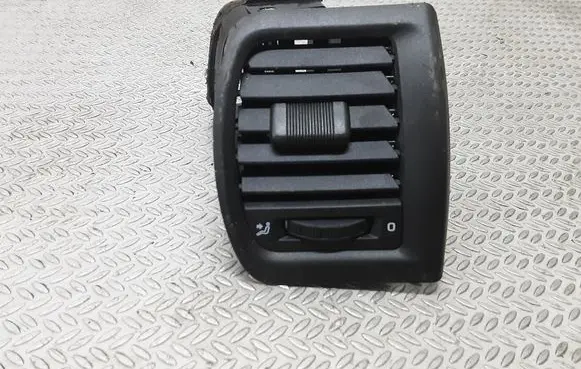 Skoda Fabia Mk2 (5J) Dashboard side air vent grill/cover trim 5J0819702