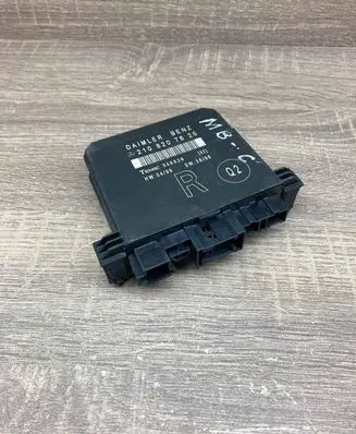 Mercedes-Benz C W202 Door control unit/module 2108207626 356826 Used