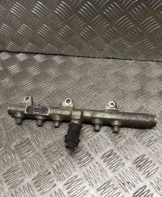 Fuel main line pipe