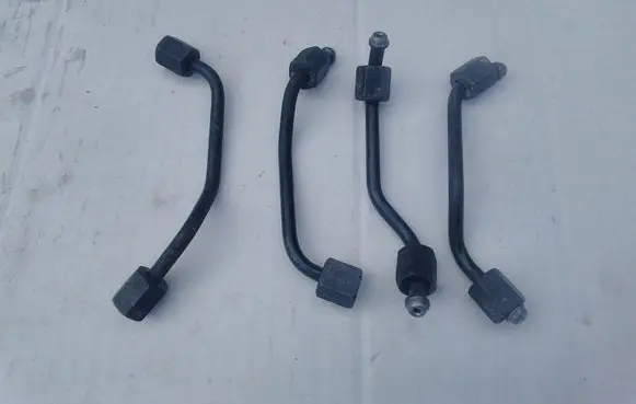 Mercedes-Benz C AMG W203 Fuel injector supply line/pipe 