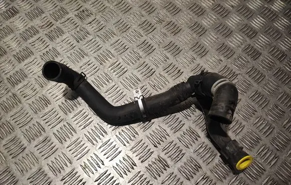 Mercedes-Benz C W205 Engine coolant pipe/hose A2742000300