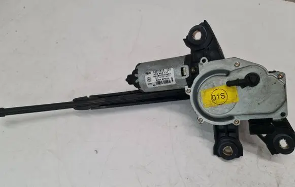Volkswagen PASSAT B6 Wiper motor 3C9955711 53027612 47774777