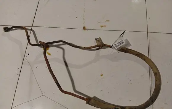 Volkswagen Golf III Power steering hose/pipe/line 