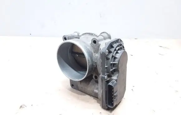 Volvo V50 Throttle valve 8677694 8F180540