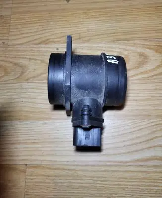 Audi A3 S3 8P Mass air flow meter H218079H