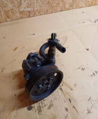 Audi A3 S3 8L Power steering pump 91130