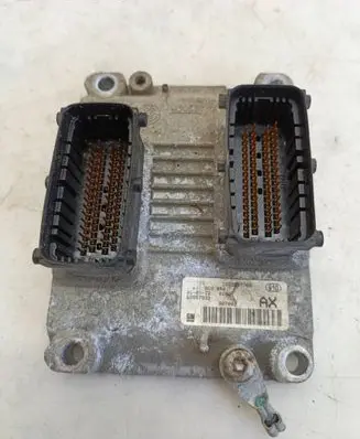 Opel Corsa D Engine control unit/module 55557933 1039S17766 0261208940