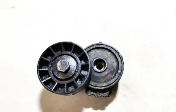 Peugeot 607 Generator/alternator belt tensioner