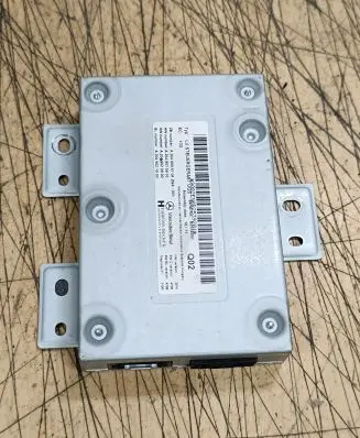 Mercedes-Benz ML W164 Other control units/modules A2049005704 A2049015902 A2049020900