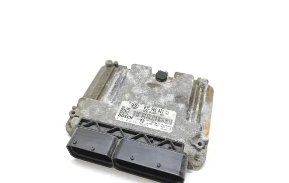 Skoda Octavia Mk2 (1Z) Engine control unit/module 03G906021CJ 0281012634