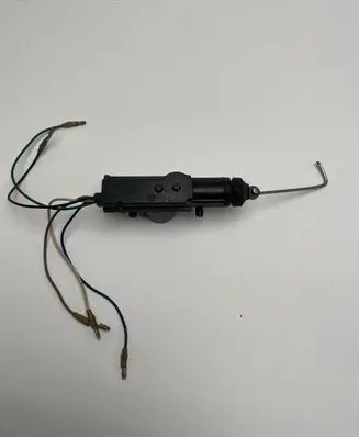 Volkswagen Transporter - Caravelle T4 Central locking motor 932037992