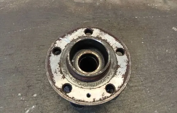 Volvo XC90 Front wheel bearing hub 