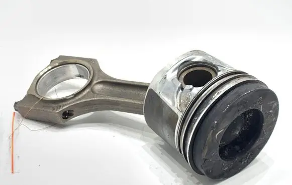 BMW 3 F30 F35 F31 Piston with connecting rod N47D20C