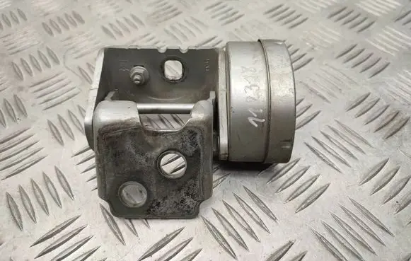 Citroen C5 Front door upper hinge 