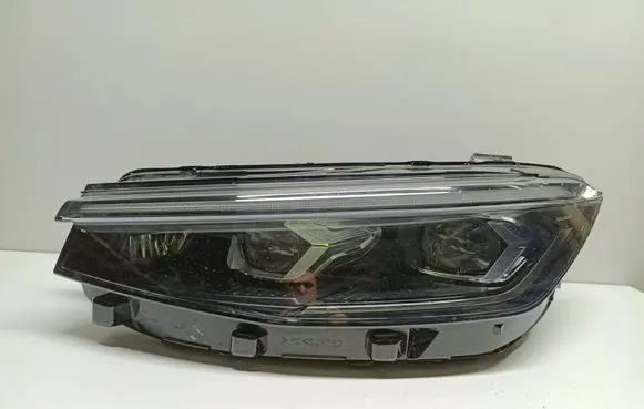 Volkswagen PASSAT B9 Headlight/headlamp 3J1941035