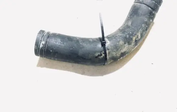 Subaru Forester SF Engine coolant pipe/hose