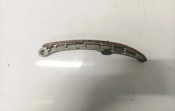 Toyota Yaris Verso Slide rail for timing chain 