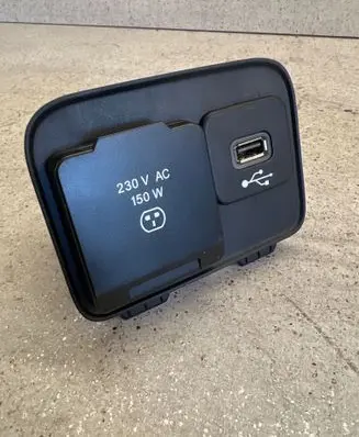 Jeep Compass Voltage converter inverter 23207E 68141872AA 20170830