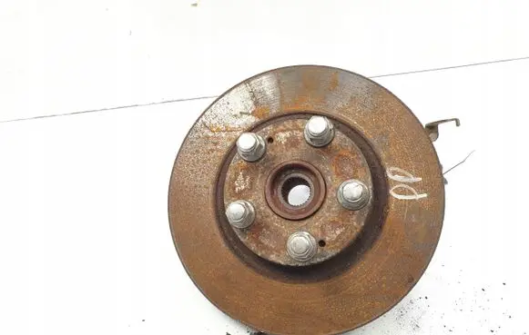 Toyota Auris 150 Front wheel hub spindle knuckle