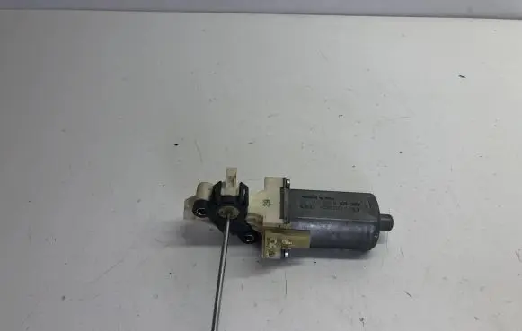 BMW 3 E92 E93 Seat adjustment motor 0390201929