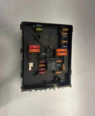 Volkswagen Caddy Fuse module 1K0937125A 017183071