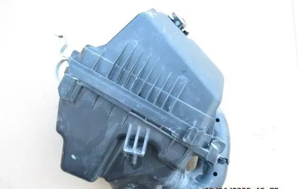 Toyota Yaris Air filter box 177050Y270 BS014141017